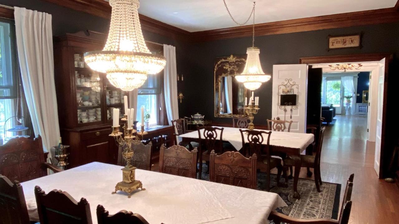 Clonmel Castle Hotel Порт Доувър Екстериор снимка